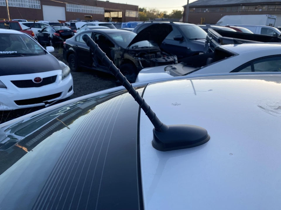 10 11 12 13 KIA FORTE Antenna - Изображение 1 из 1