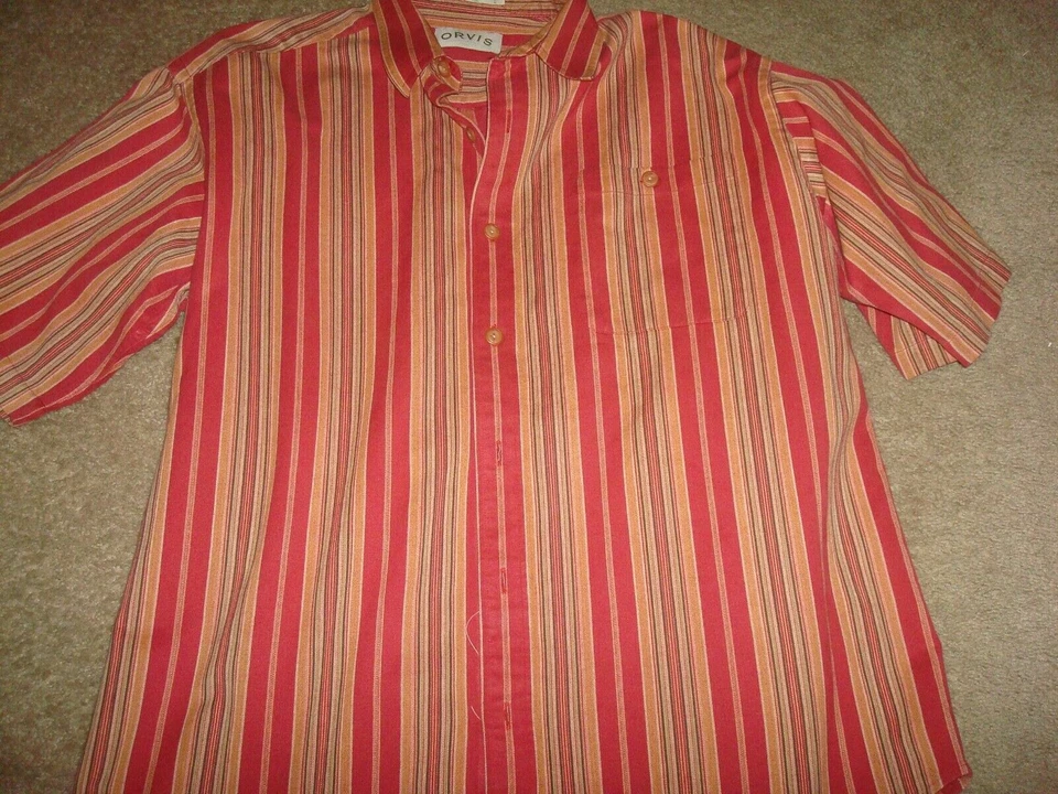 Camisa masculina Orvis manga curta X grande listrada vermelha e dourada feita na Índia - Imagem 1 de 1