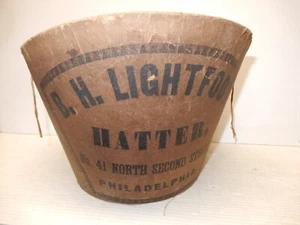 ANTIQUE TOP HAT STORAGE BOX ADVERTISING LIGHTFOOT HATTER PHILA PA. CA. 1840 - Picture 1 of 6