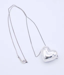Tiffany & Co Silver 925 Puffed 3D Heart Pendant Necklace Vintage 18" Curb Chain - Picture 1 of 14