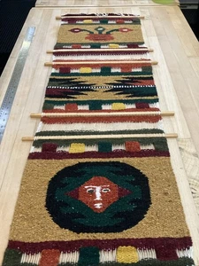 Vintage bunte gewebte Wandbehang Blumen in Vase 43 Zoll - Bild 1 von 5