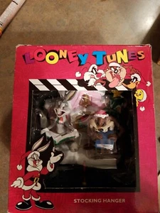 Matrix Looney Toons Bugs Bunny and Taz the Tazmanian Deviln Stocking Hanger - Picture 1 of 6