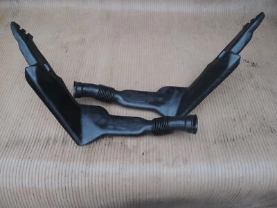 VOLVO 850 USADO PAR/JUEGO DE CONDUCTOS DE AIRE Original Parte # 9166281 y 91666282 Foto 1 de 4