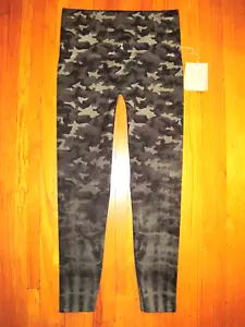 M. Rena Rustic Lilly High Waist Leggings Grün/Schwarz Camouflage Größe OS Neu mit Etikett - Bild 1 von 8