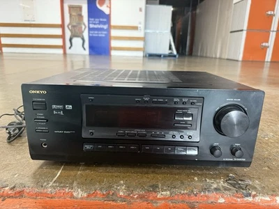 Onkyo TX DS575X 5.1 Channel 650 Watt Receiver (TESTED) - Image 1 of 4