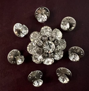 8 Vintage Strass Pins & Broschen - Bild 1 von 3