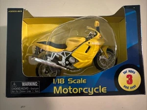 Kid Connection 1/18 Scale Ducati ST4S - Picture 1 of 3