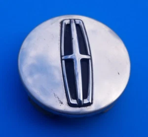 LINCOLN MKC MKX MKZ AVIATOR (1) WHEEL RIM HUB CAP HUBCAP CENTER COVER OEM B32 - Picture 1 of 3