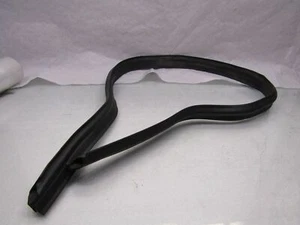 Mercedes C Klasse W202 93-00 C220 Motorraum Gummidichtung oben Schottdichtung - Bild 1 von 5