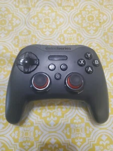 STEELSERIES STRATUS XL WIRELESS Controller for Windows/Android/VR - Oculus Vive - Picture 1 of 5