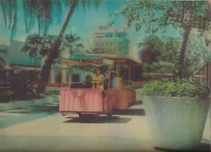 Postcard Florida Miami Beach Tram on Lincoln Road Mall 3D Lenticular NrMINT - Picture 1 of 2