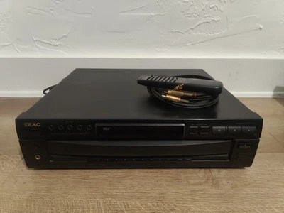 Teac PD-D2700 5 Disc Compact Disc Multi Player w/ Remote Control  - Image 1 of 4