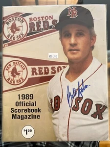 Butch Hobson signiert Boston Red Sox 1989 Scorebook Magazin Autogramm  - Bild 1 von 1
