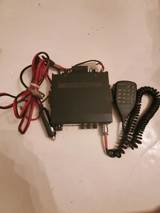 Yaesu FT-5100 Mobilny nadajnik-odbiornik VHF / UHF z mikrofonem Made in Japan - Zdjęcie 1 z 9