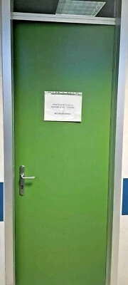 PORTA  TELAIO  ALLUMINIO USATA MISURE PORTA 78,5*220  IN OTTIME CONDIZIONI - Immagine 1 di 3