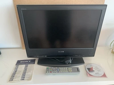 Sony Bravia KDL-20S2030 20 LCD Digital Colour TV with Remote And Box - Image 1 of 4