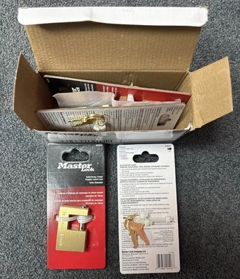 Box of 4 MASTER LOCK Solid Brass Trailer Coupler Latch Lock w/ 2 Keys 3/4" Dia - Image 1 of 4