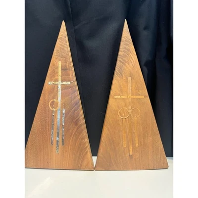 De colección 1982 Triangular Madera Religiosa Cristiana Cruz Firmado Arte Decoración Foto 1 de 4