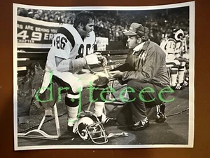 1973 Marlin McKeever LOS ANGELES RAMS - Type 1 Football Photo - Picture 1 of 2