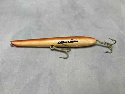 Signed Stan Gibbs 6" pencil popper, Squid color, no packaging - Image 1 of 4