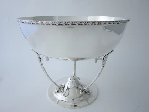 Antique George V Sterling Silver Comport/Bowl - 1924 by Hukin & Heath Cover