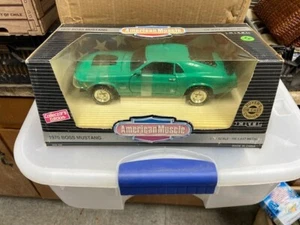 1970 Boss Mustang Car * 1/18 American Muscle NIB in Collectors Box - Picture 1 of 7