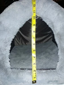 Pet Tent Soft Bed for Dog and Cat "BAILEY AND BELLA" ....Machine Washable - Picture 1 of 9