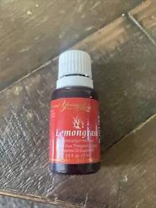 Young Living Lemongrass Essential Oil 15 Ml Open But Full To Top Label Line - Picture 1 of 3