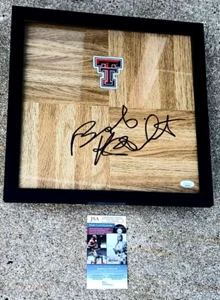 BOB KNIGHT Texas Tech SIGNED + FRAMED 12X12 Floor JSA COA RED RAIDERS BASKETBALL - Picture 1 of 2