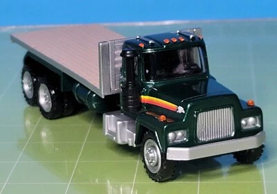 S01 Menards 279-0748 1:48 Scale Mack Truck Limited Edition - O Scale Layouts ✔️ - Image 1 of 4
