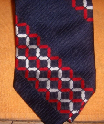 POLYESTER MENS TIE 54"X 4 "RED/WHITE/BLUE  GEOMETRIC/ABSTRACT STRIPES - Image 1 of 2