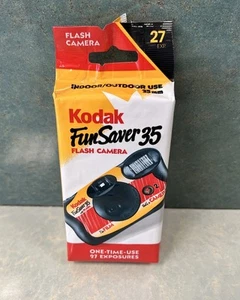 Kodak FunSaver Single Use Film Camera - Picture 1 of 4
