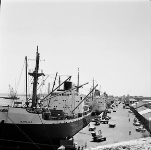 FAMAGOUSTE c. 1960 - Quai  Gargos  Chargement  Port - Négatif 6 x 6 - CHYPRE 4 - Picture 1 of 1