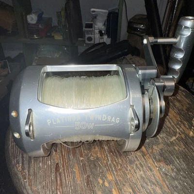 Accurate ATD 50w - 2 Speed Deep Sea Fishing Reel Tuna Shark Marlin - Image 1 of 4