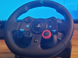 Logitech G29 Driving Force Racing Wheel & Pedals for PS3 / PS4 /PS5 with shifter - Picture 1 of 21