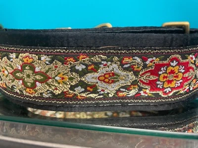 Collar grande para perro martingala jacquard brocado medieval dorado fresa con: 1,5" Foto 1 de 3