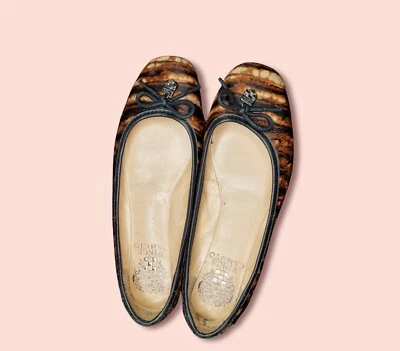 Pair of Vince Camuto Cow hair leather Shoes Size 5 1/2 - Image 1 of 4