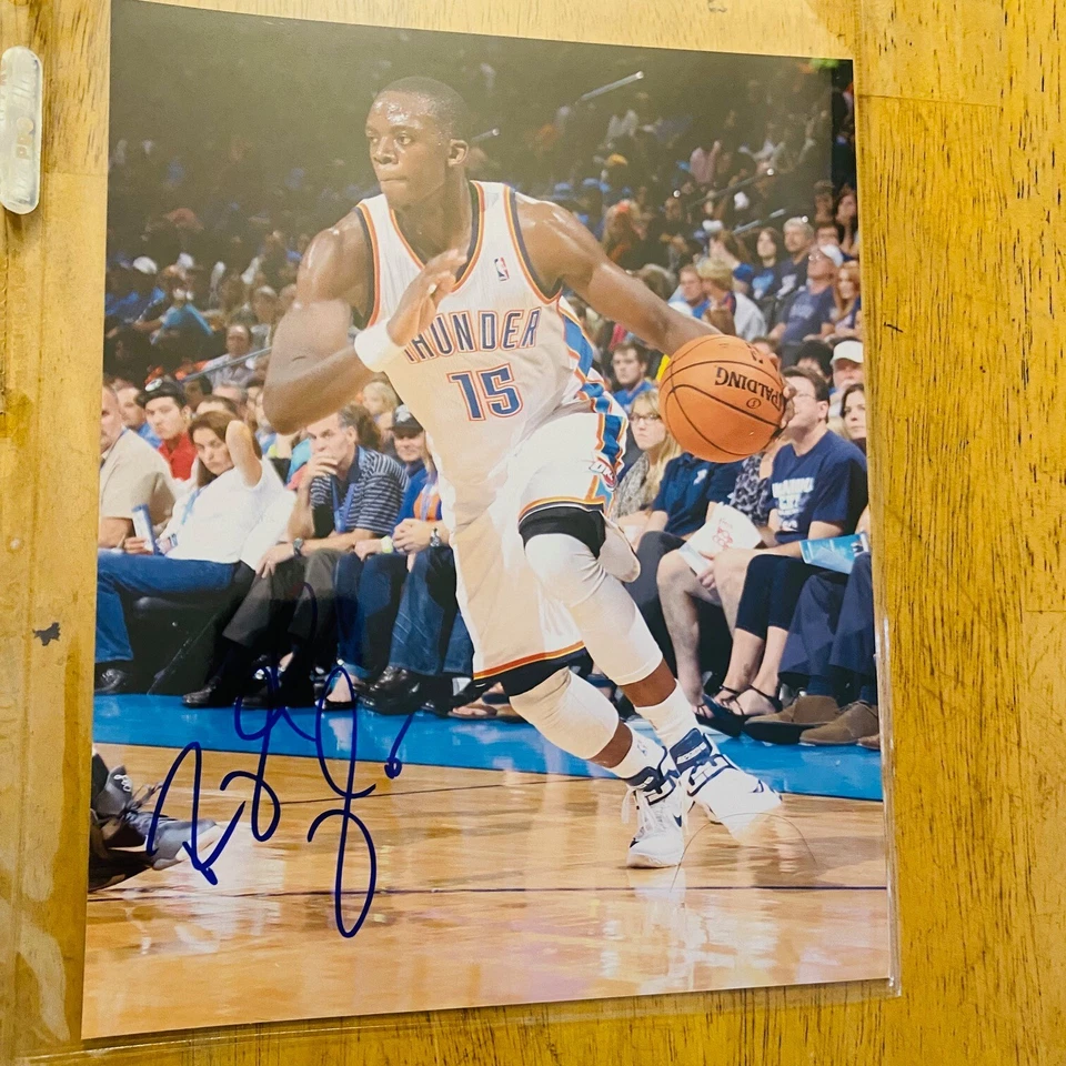 РЕГГИ ДЖЕКСОН ГРОМ ПОДПИСАННЫЙ / С АВТОГРАФОМ 8 X 10 ФОТО ИЗЯЩНЫЙ!! - Изображение 1 из 1