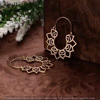 Pendientes de aro Boho Mandala Flor de Loto, Pendiente Tribal de Latón, Pendiente Redondo Grande Foto 1 de 4