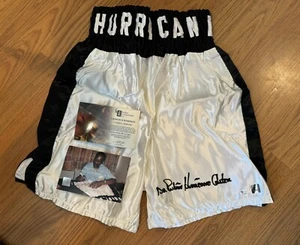 Von Rubin Hurricane Carter signierte Boxershorts mit Echtheitszertifikat - Bild 1 von 6