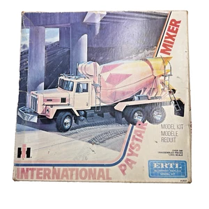 Vtg 1970s Ertl International Paystar 5000 Cement Mixer IH Model Kit 8027 Read* - Picture 1 of 22