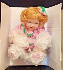 Marie Osmond "You're Bugging Me Tinier Tot" 3" Doll in Box with COA, #1331 - Picture 1 of 3