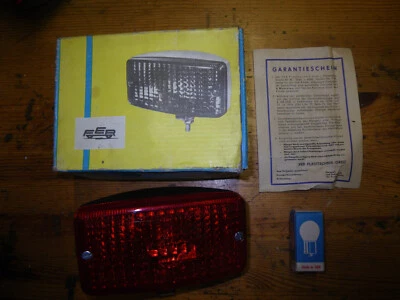 Luz antiniebla Barkas Trabant Wartburg en embalaje original fijación inferior - Imagen 1 de 2
