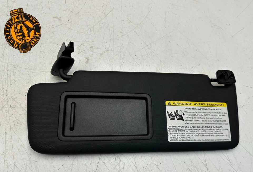 Audi TT TTS T RS 2016-2023 cupé delantero izquierdo lado del conductor parasol negro OEM 53 k Foto 1 de 4