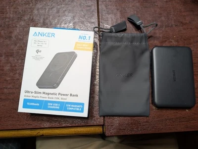 Banco de alimentación Anker MagGo 10K ultra delgado 15WQi2 cargador MagSafe negro Foto 1 de 4