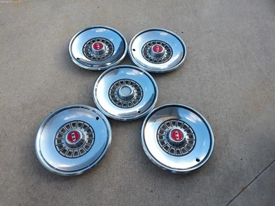 CUBIERTAS DE RUEDA GRUPO DE 5 TAPACUBOS FORD LTD 1979 A 1983 14" USADOS Foto 1 de 4