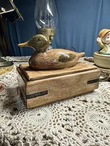 Vintage Trinket Box, Mallard Duck, Ceramic Box Davie Jewelry holder - Picture 1 of 6