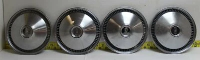 Juego de 4 tapacubos GM 14" 1966 Oldsmobile F85 (3534) usados OEM Foto 1 de 4