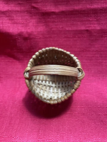 Early Antique Primitive Miniature Oak Buttocks Basket 2 1/8”Diameter Cover
