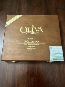 Oliva Serie V Melanio Gran Reserva Limitada Figurado Wooden Cigar Box, Empty - Picture 1 of 6